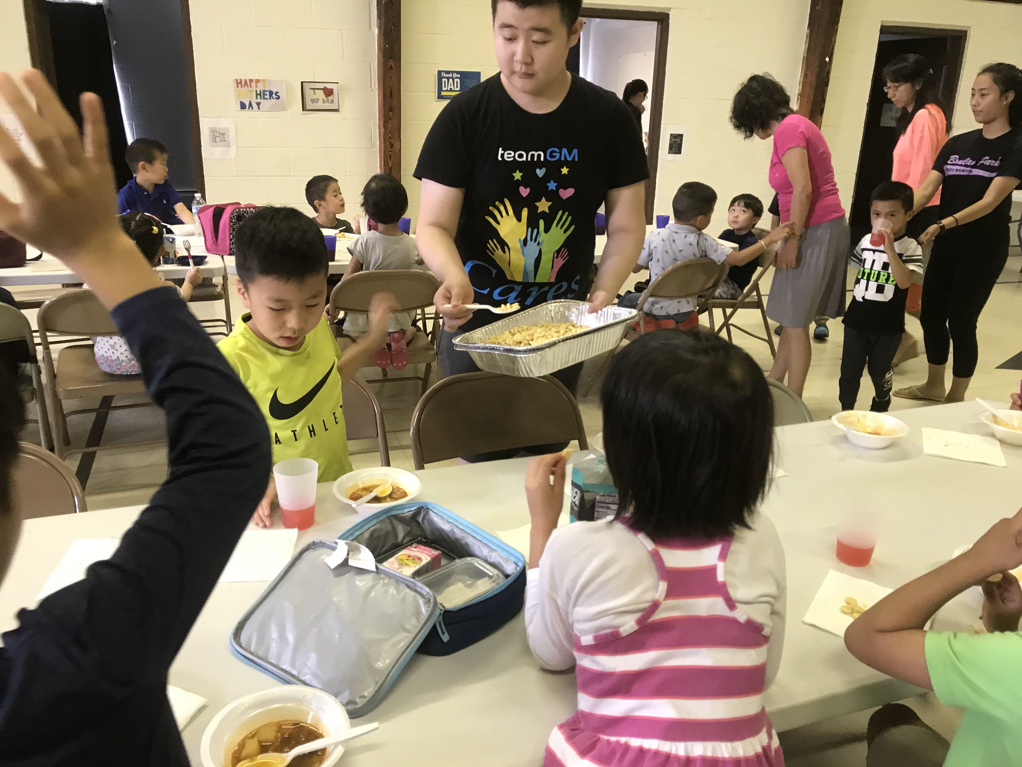 lunch serving